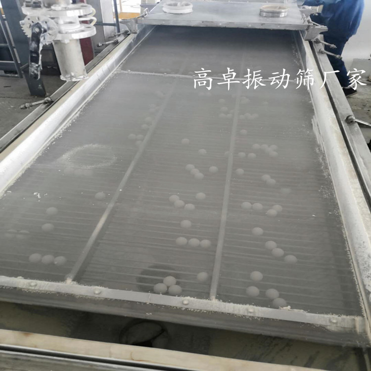 直线振动筛筛网大家会安装吗？
