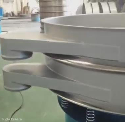 碳钢材质旋振筛试机视频—新乡高卓振动筛厂家