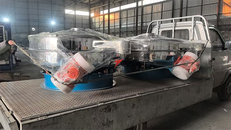 3台1500型防爆直排筛发货